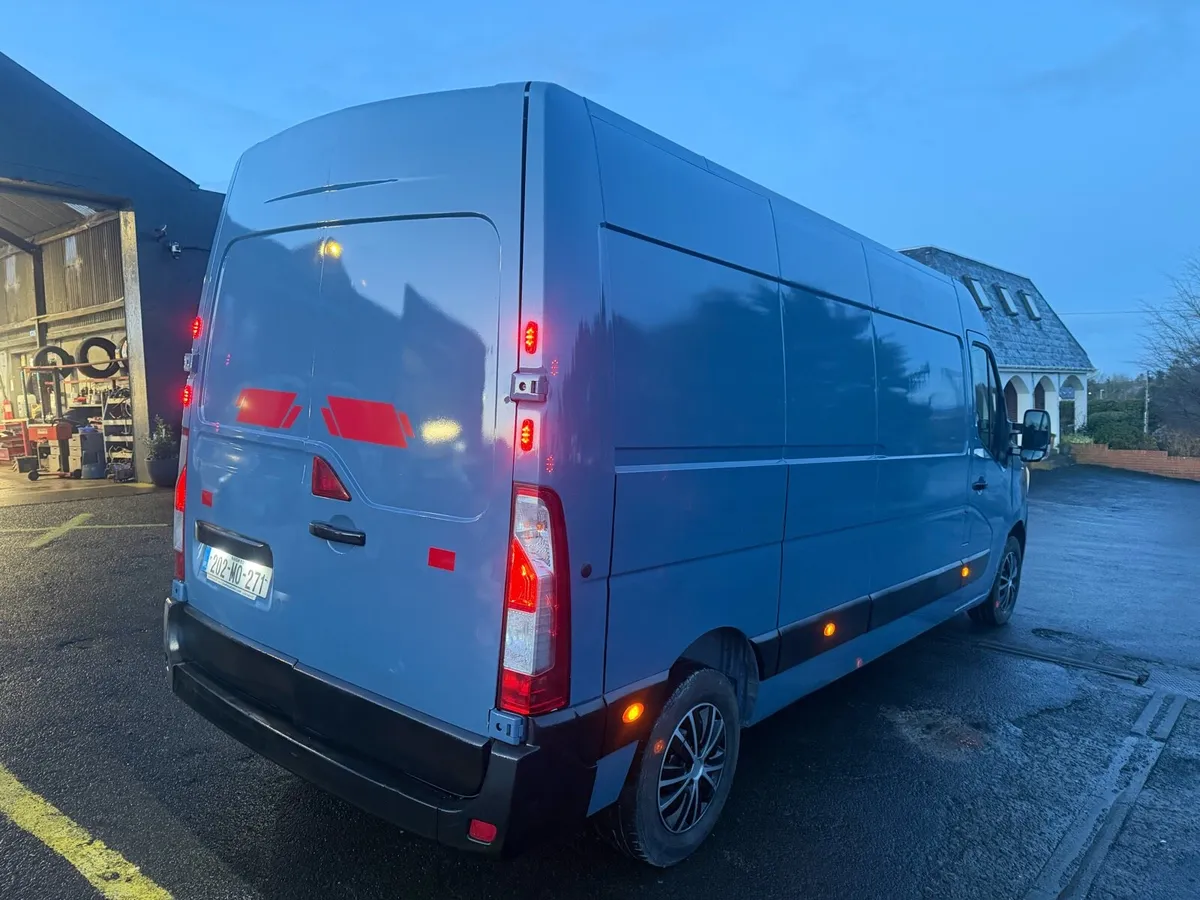 Renault master 2020 year - Image 2