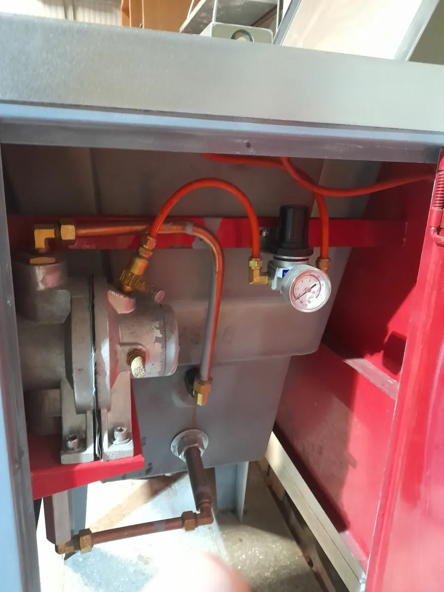 Garage clearance - Image 2