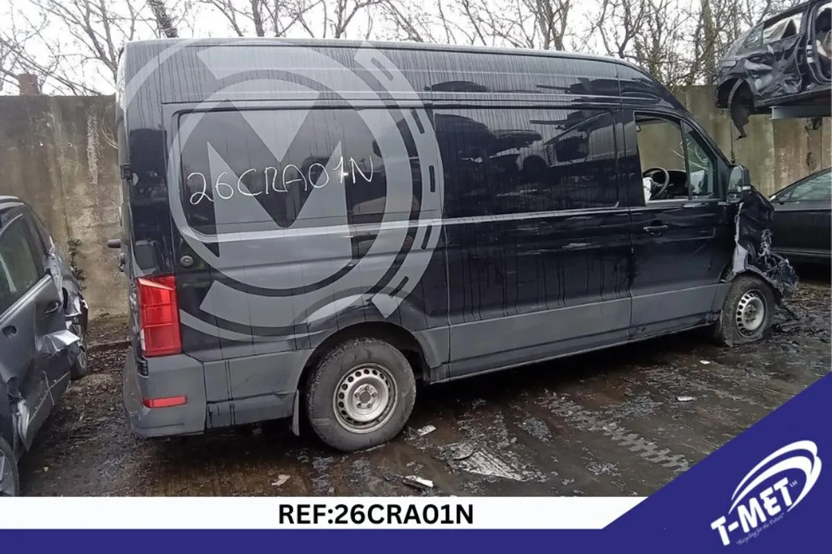 2017 VOLKSWAGEN CRAFTER BREAKING FOR PARTS - Image 4
