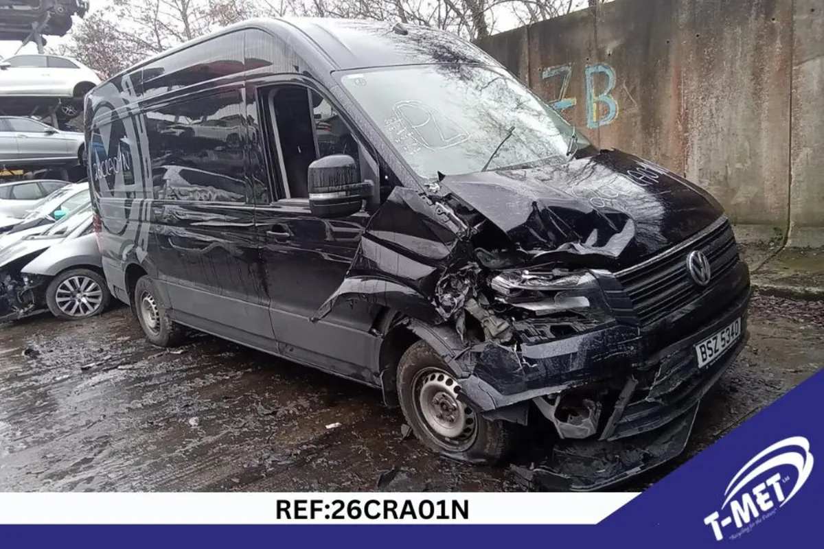 2017 VOLKSWAGEN CRAFTER BREAKING FOR PARTS - Image 3