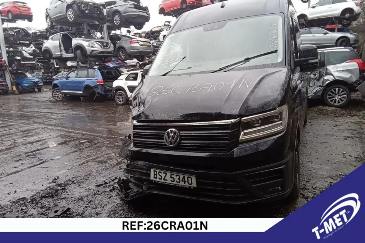 2017 VOLKSWAGEN CRAFTER BREAKING FOR PARTS - Image 2