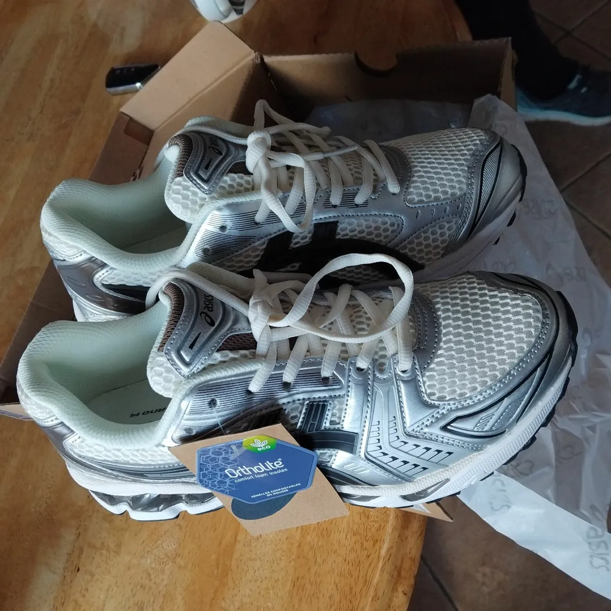 Shoes 7.5 Im an 8 bought them on lind wrong size - Image 3