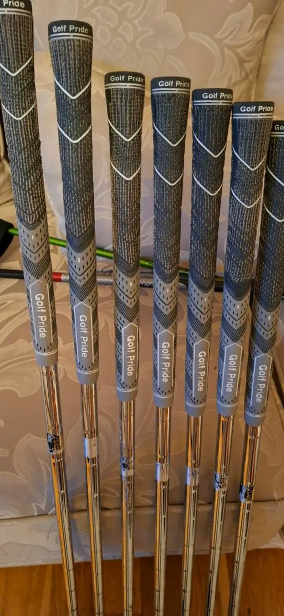 Cleveland CG7 Golf clubs. 4- P - Image 3