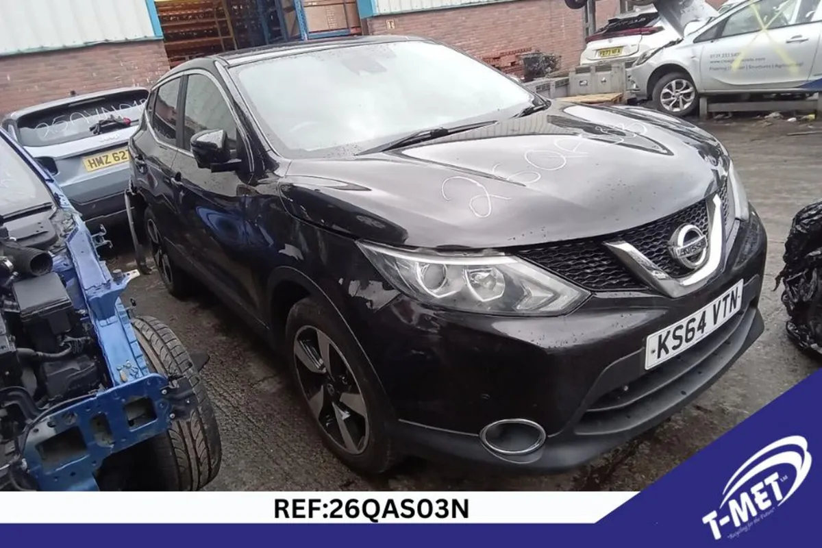 2015 NISSAN QASHQAI BREAKING FOR PARTS - Image 1
