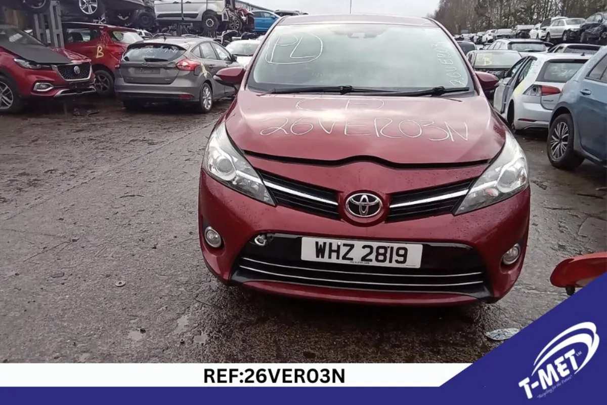 2018 TOYOTA VERSO BREAKING FOR PARTS - Image 2