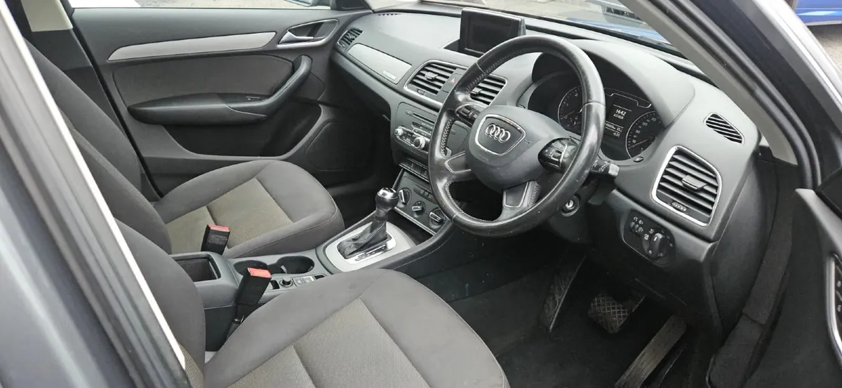 Audi q3 - Image 2