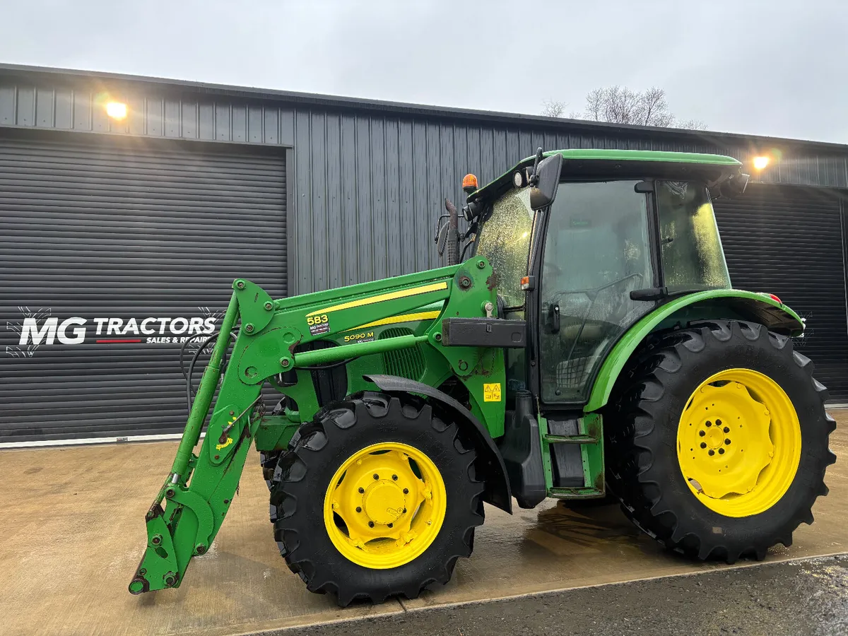 2014 John Deere 5090M - Image 1
