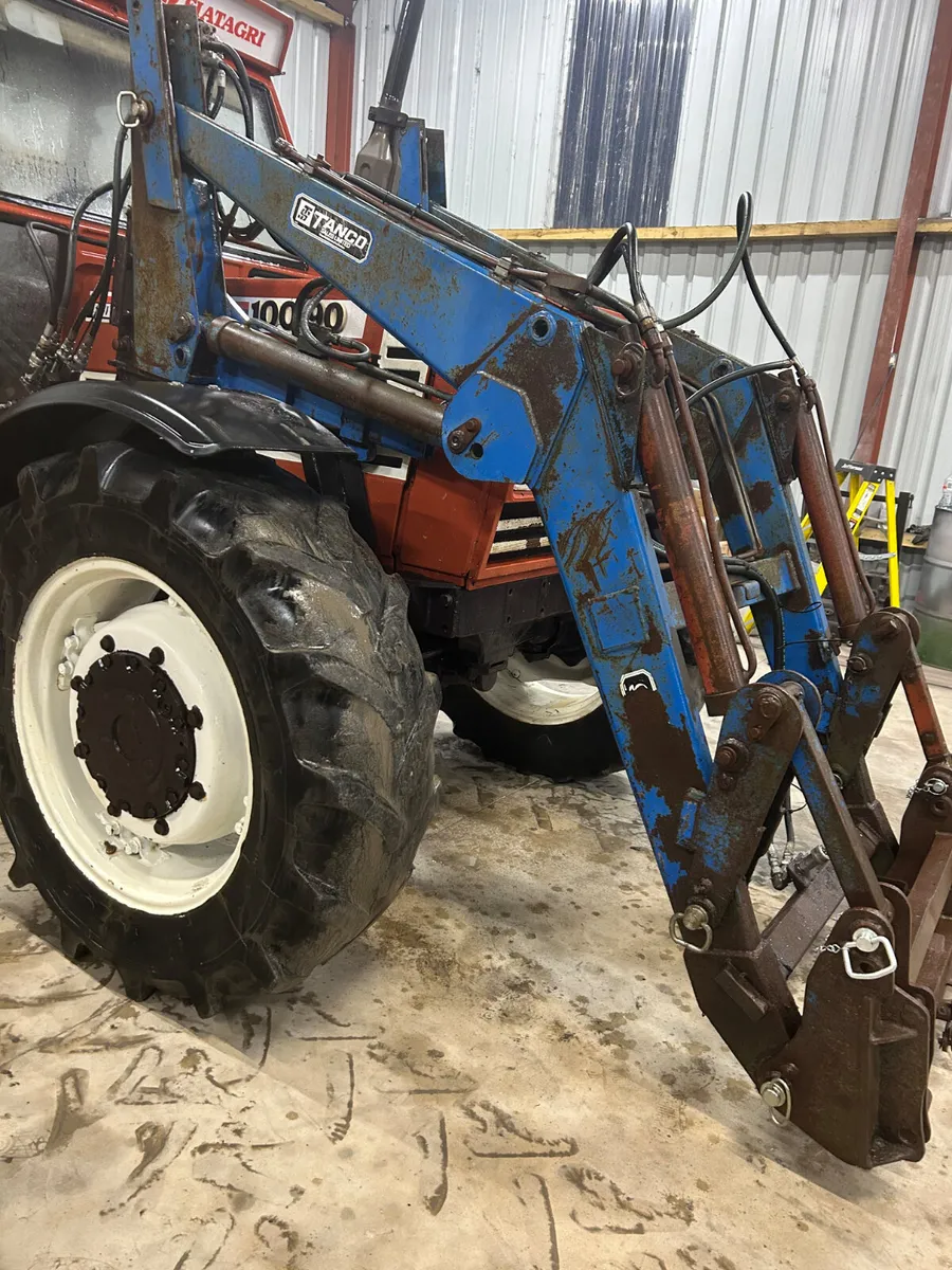 1993 Fiat 100-90 with Tanco Loader - Image 2