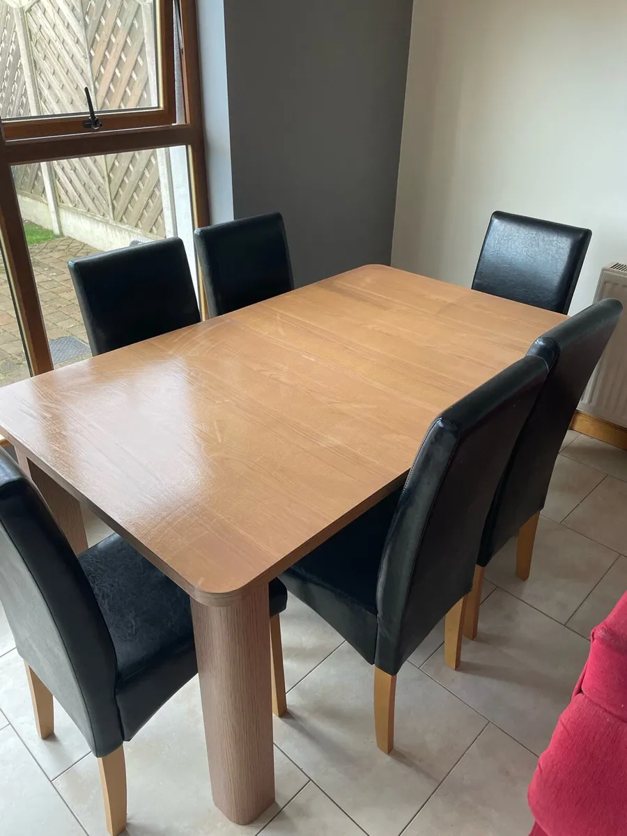 Laminate table and chairs - Image 2