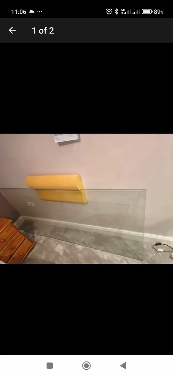 Shower panel glass - Image 1