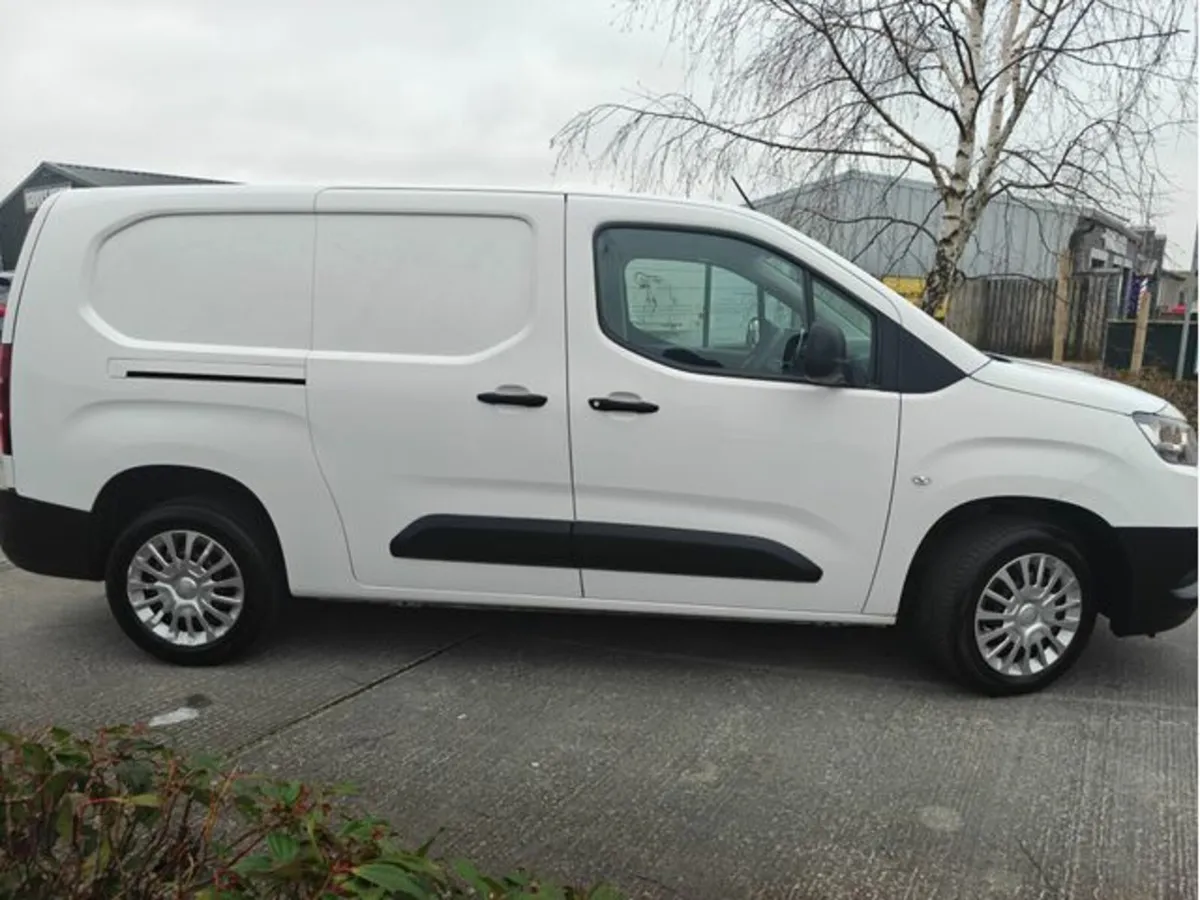 Toyota Proace LONG WHEEL BASE - Image 4