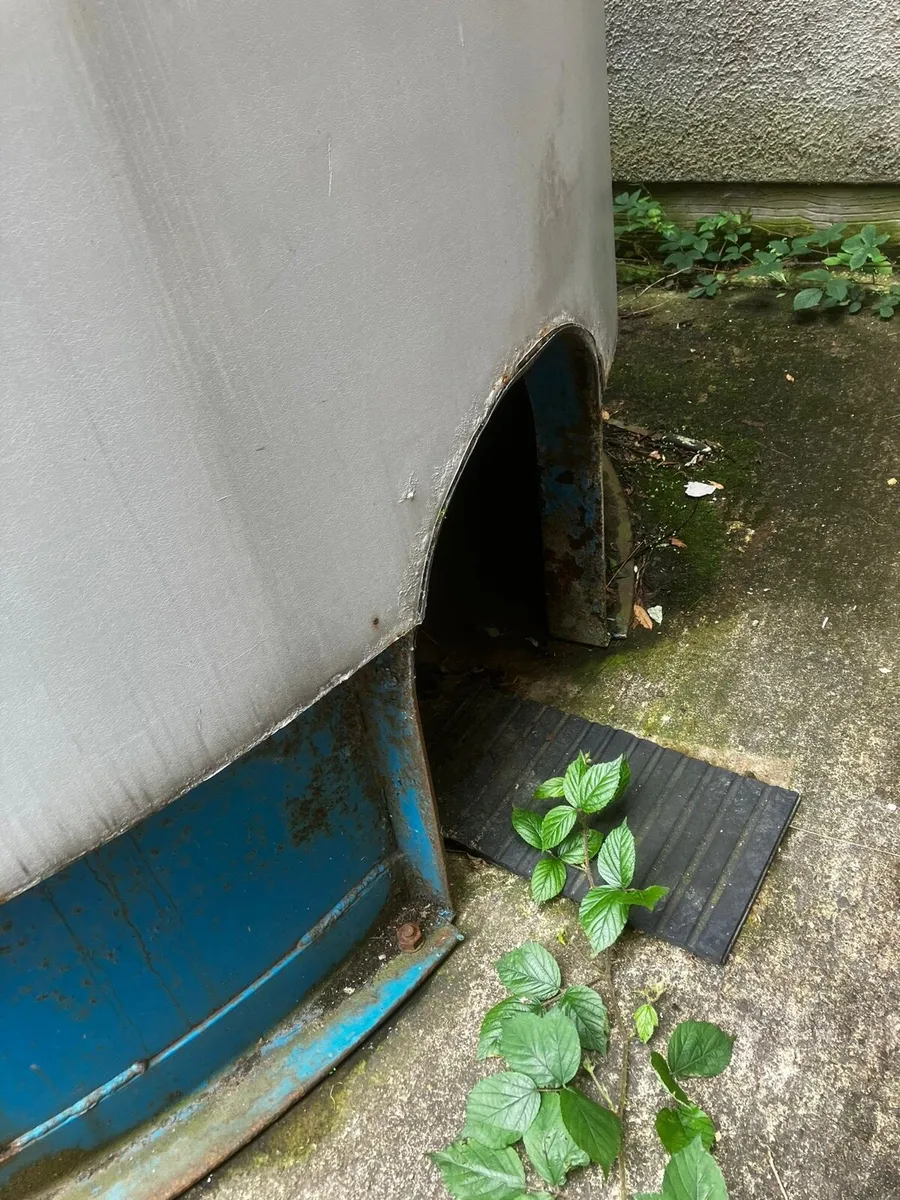 50,000L Stainless Steel Tank - Image 4