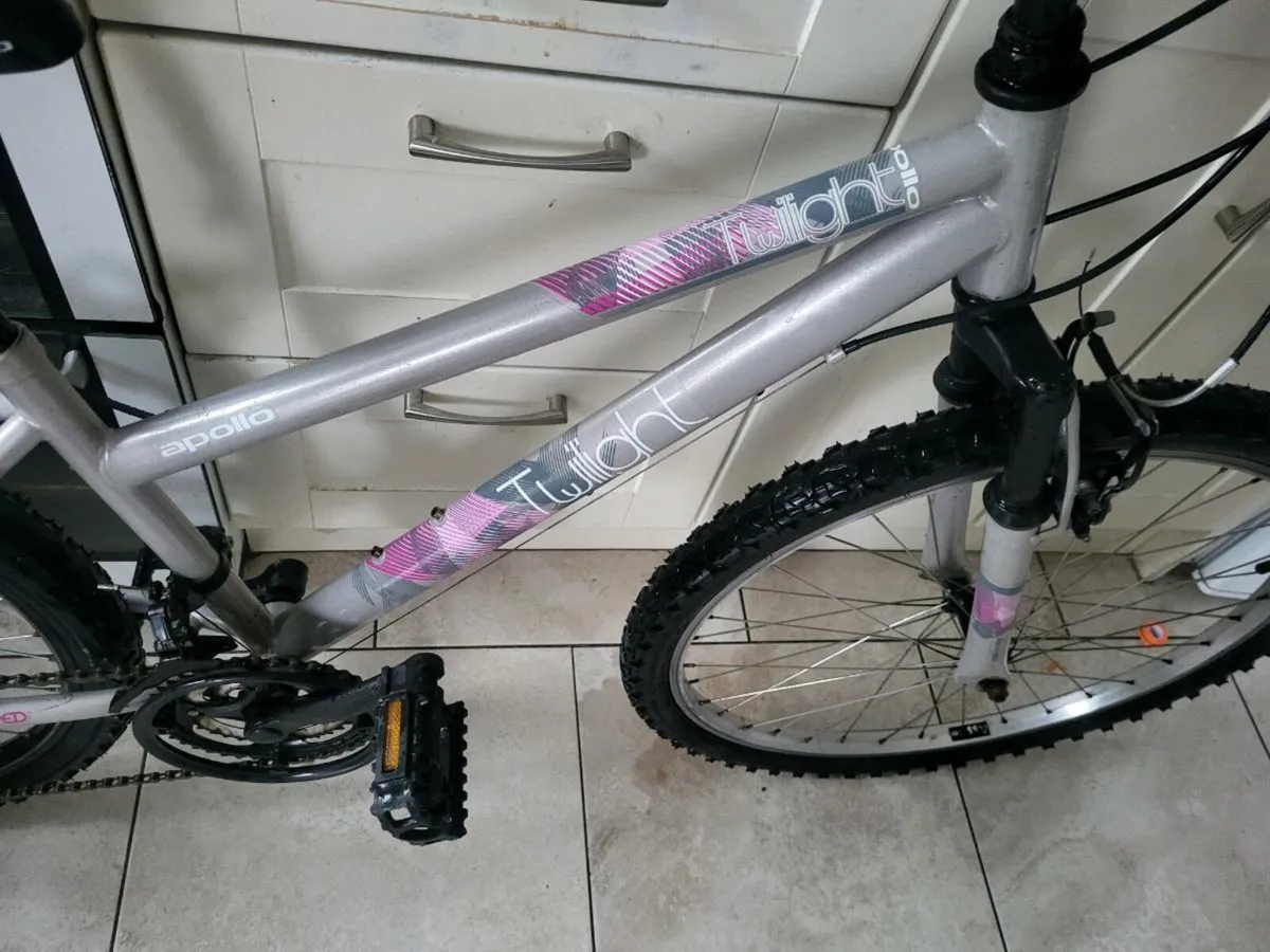 Ladies bike - Image 2