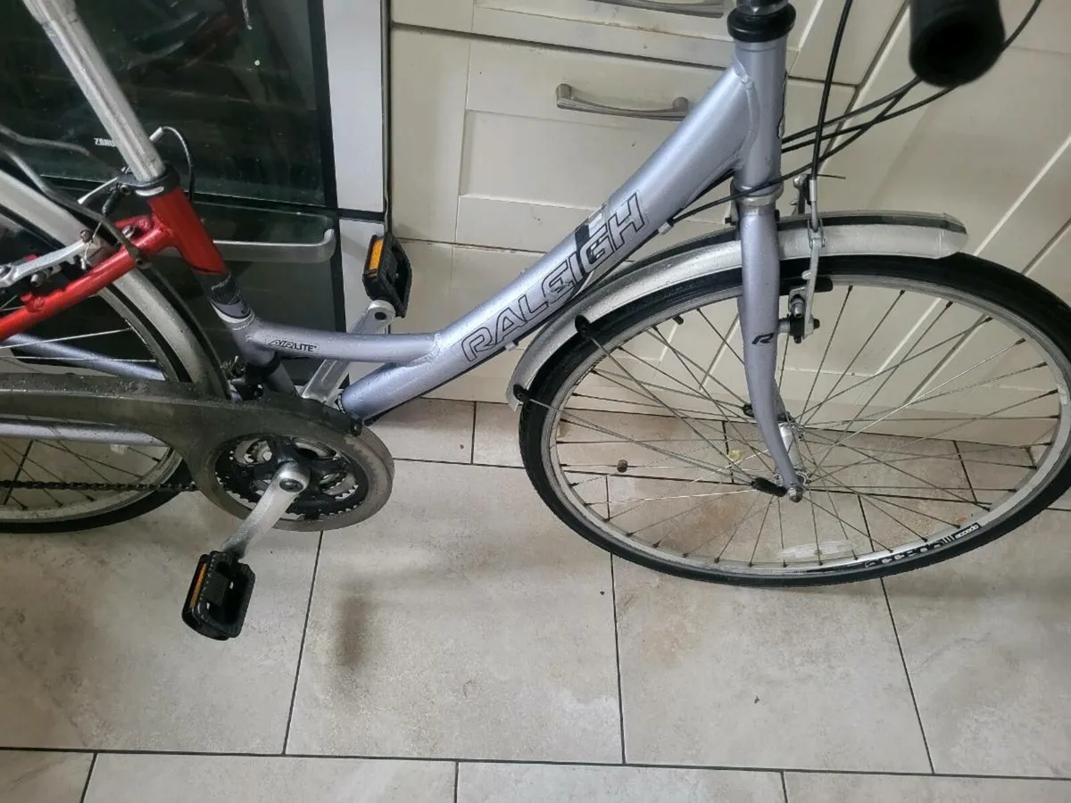 Ladies bike - Image 2