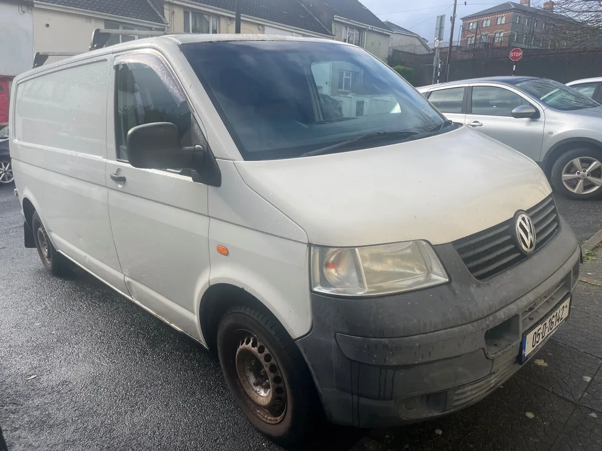 Volkswagen T5 Transporter - Image 1