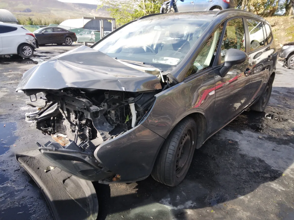 2011 Volvo S60 For Breaking/Dismantling - Image 1