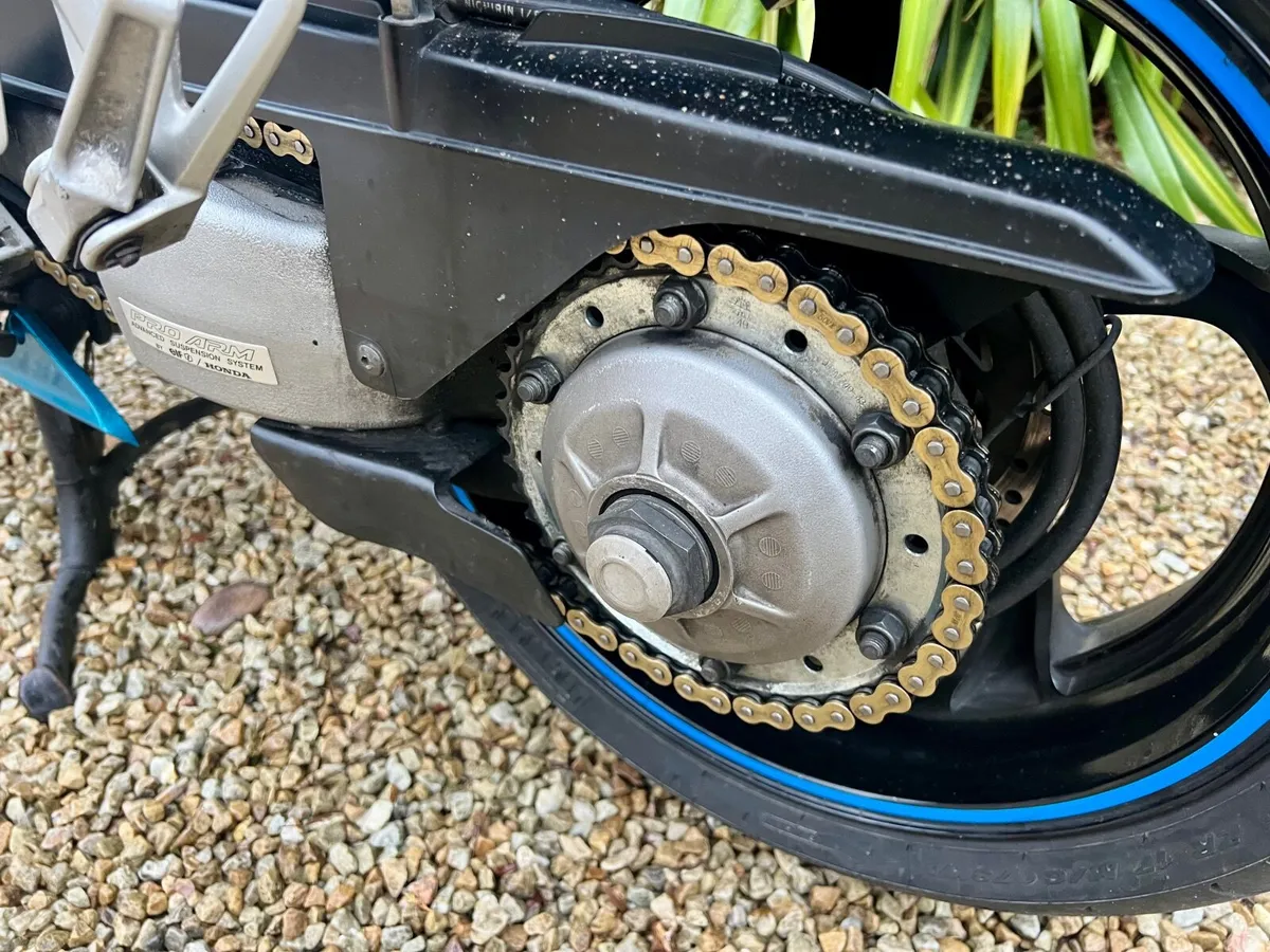 Honda VFR800 - Image 4