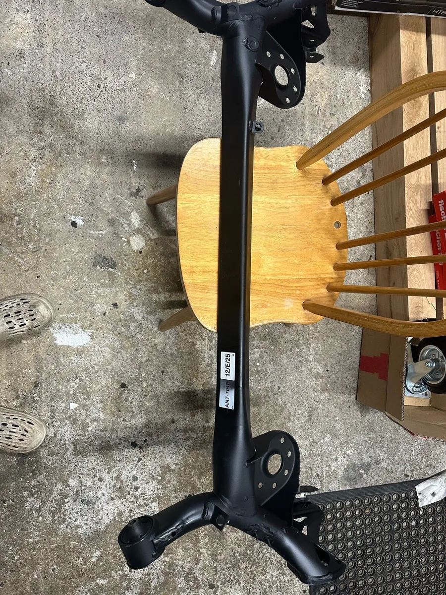 Toyota Yaris rear axle - Image 3