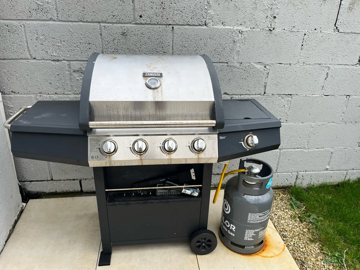 Barbecue - Image 1
