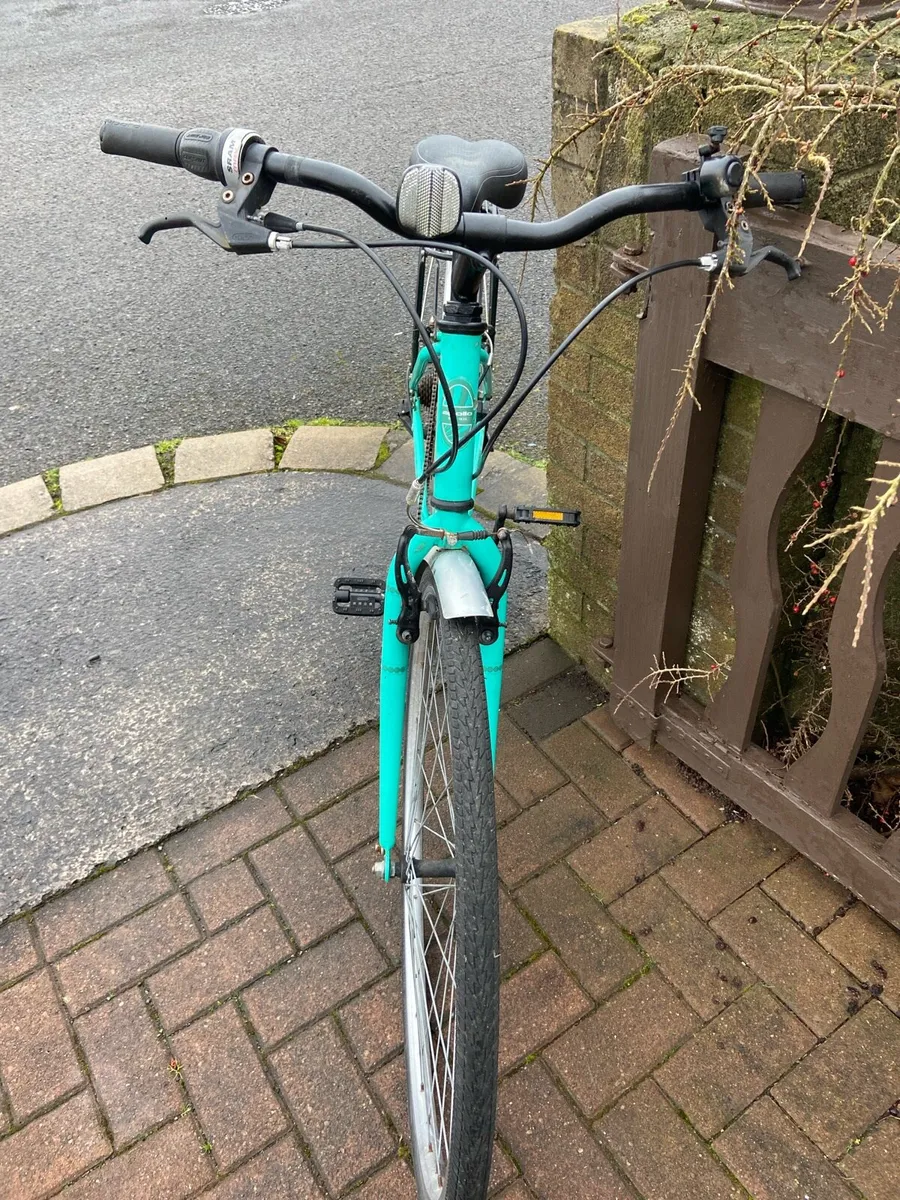 Lady’s. Bicycle - Image 3