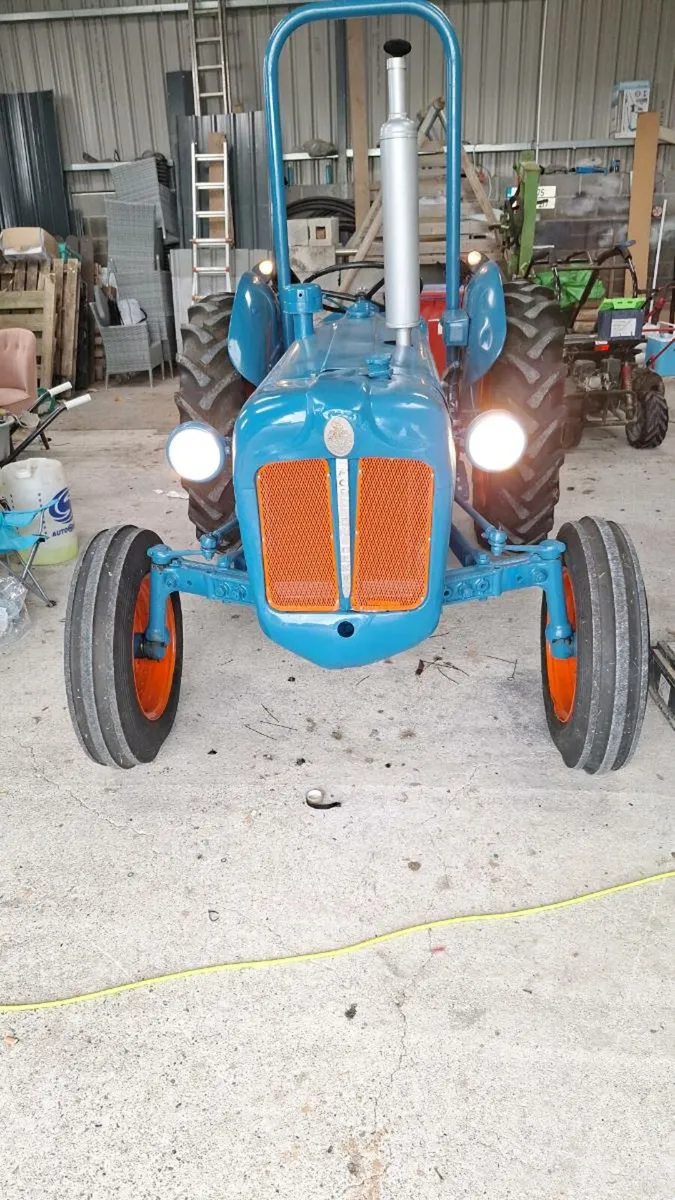 Fordson dexta - Image 1