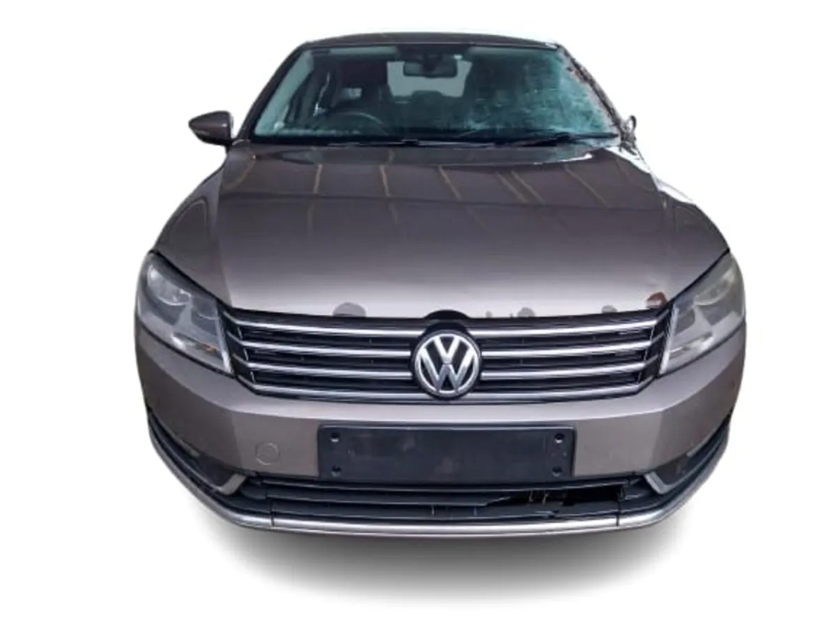 2011 VOLKSWAGEN PASSAT For Breaking/Dismantling - Image 3