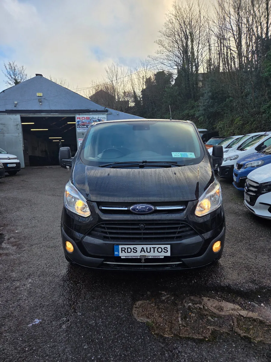 🔥17 FORD CUSTOM LOW KMS🔥 - Image 2