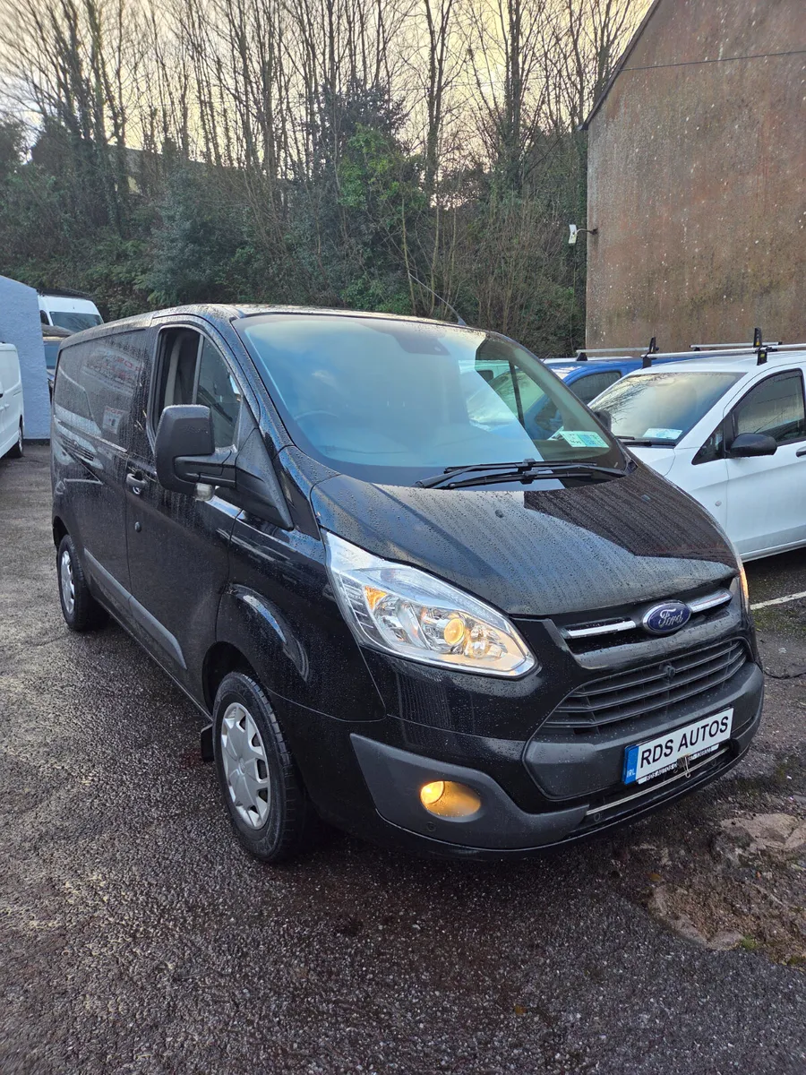 🔥17 FORD CUSTOM LOW KMS🔥 - Image 1