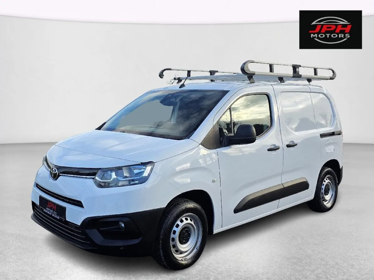 Toyota Proace City 3 Seats - Image 1