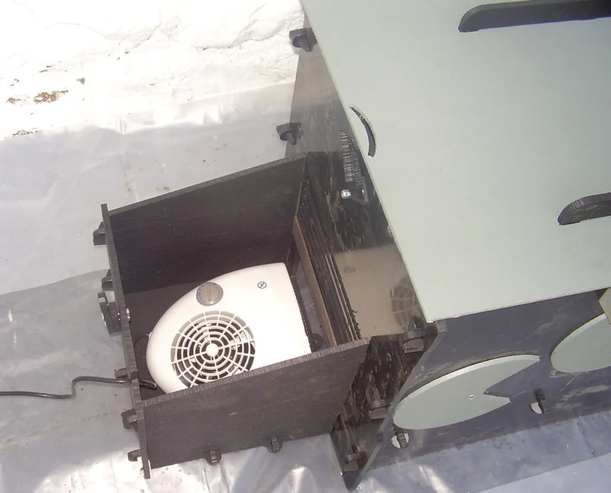 Lamb Warming Boxes - Image 2