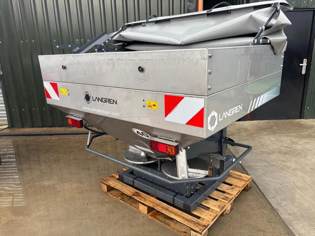 New Pro-Fert Stainless Steel Fertilizer Spreaders - Image 3