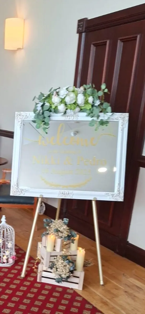 Wedding welcome mirror and stand