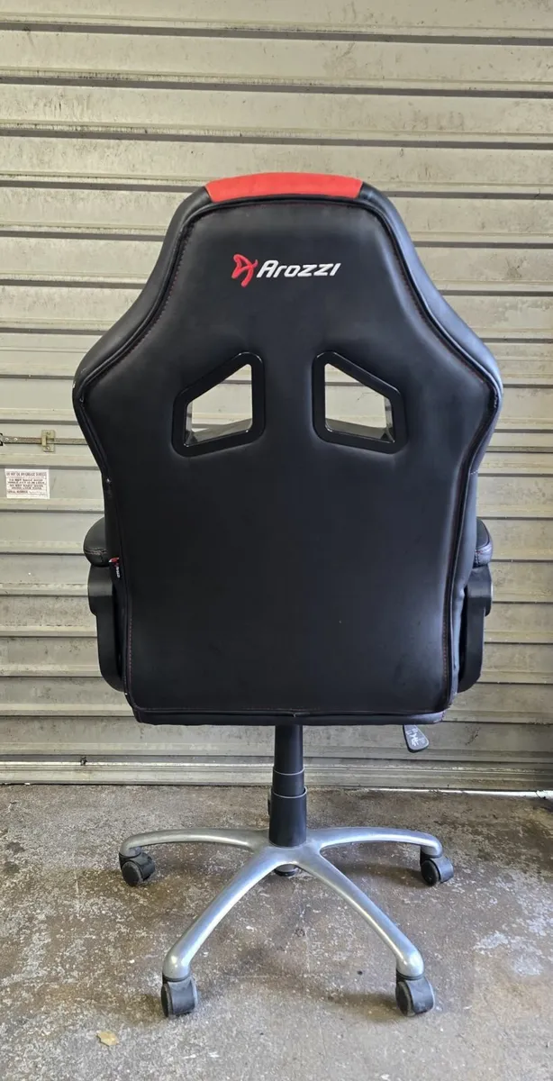 FREE Reclining gaming chair - Image 3