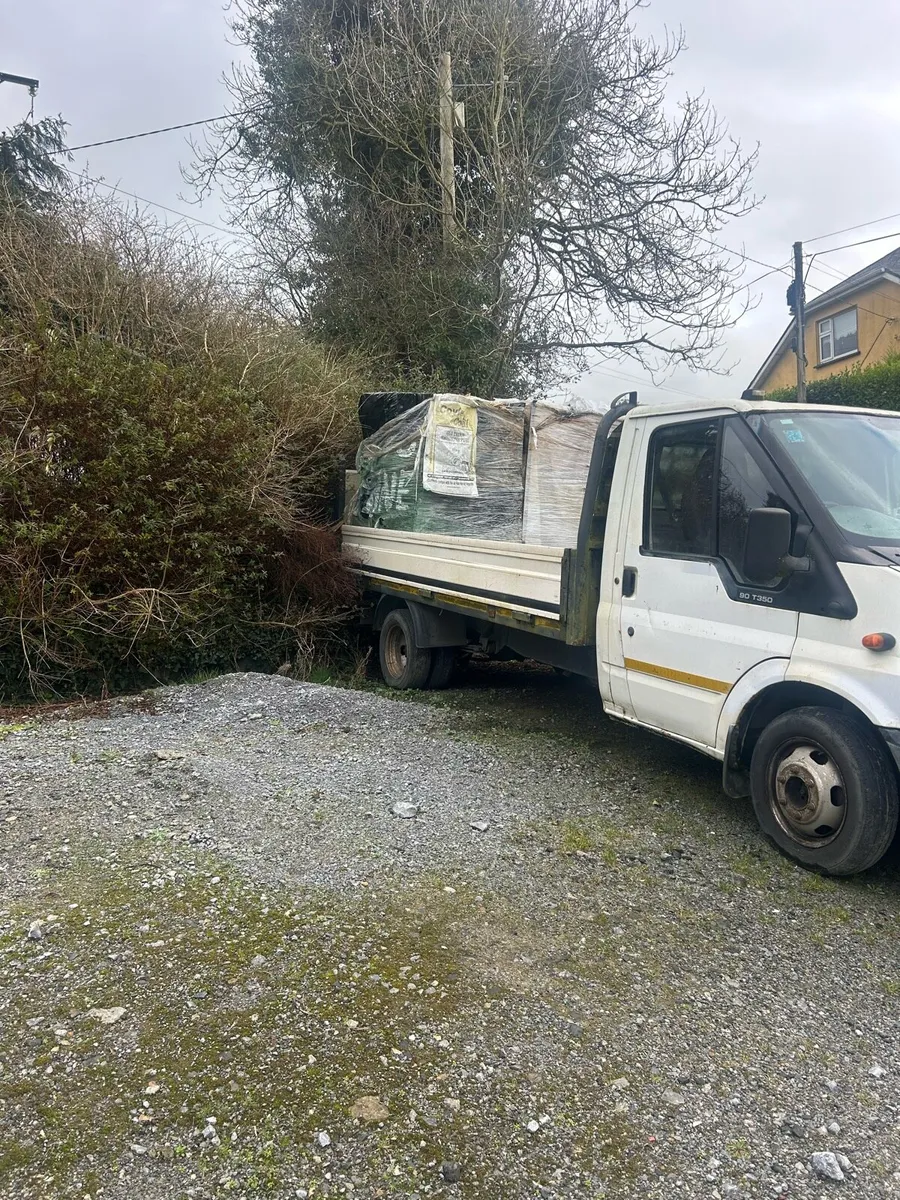 Transit body and tail lift - Image 3