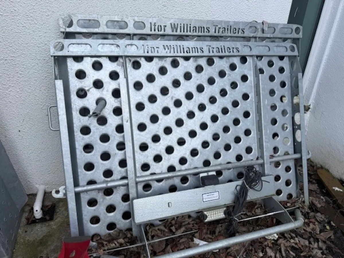 T0100 Ramp GH1054 Ifor Williams XXX - Image 1