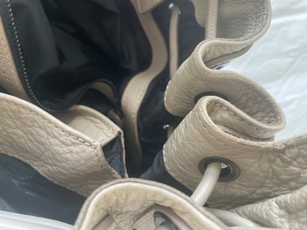 Burbury Handbag - Image 2