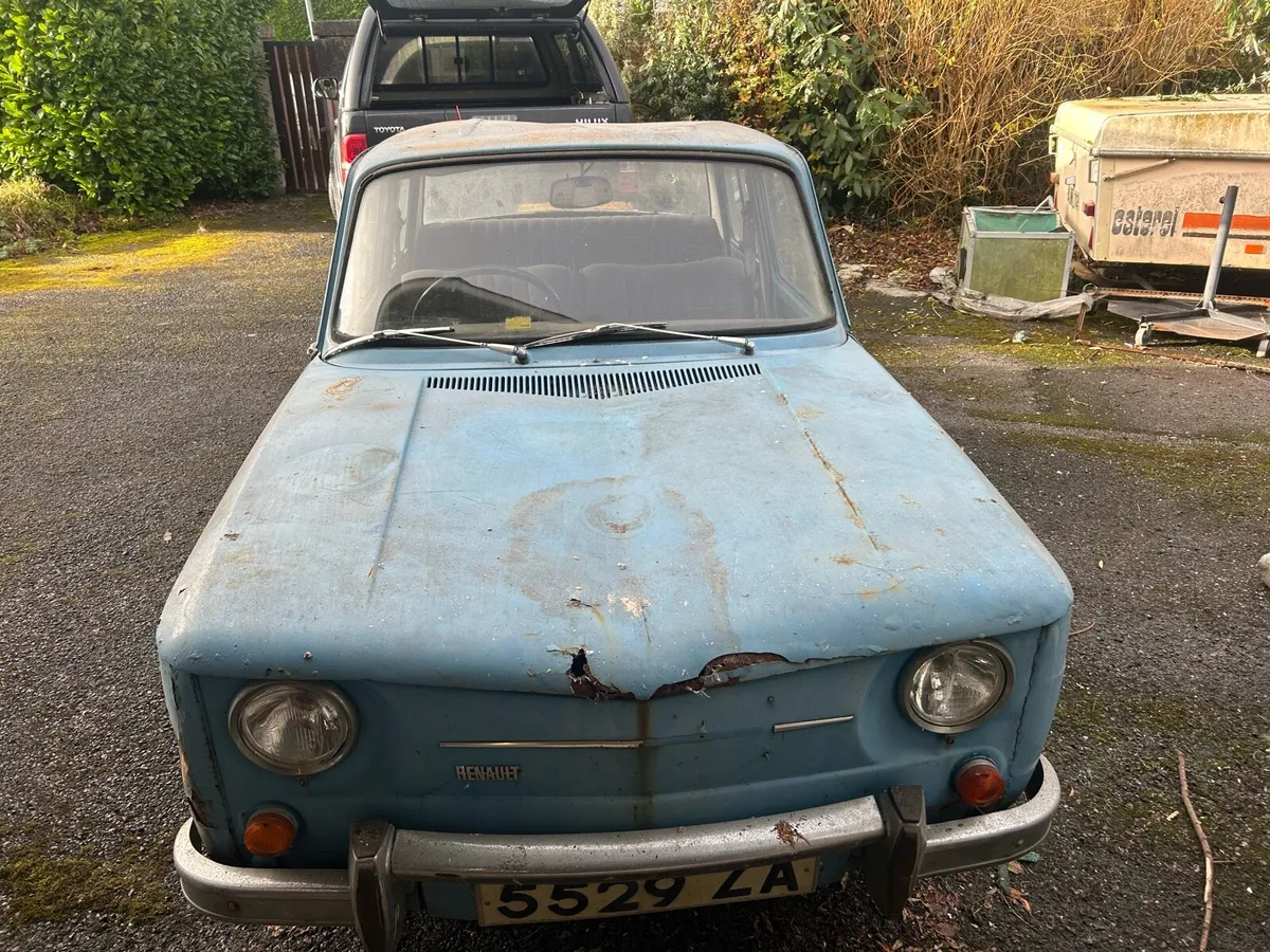 Renault 8 - Image 3