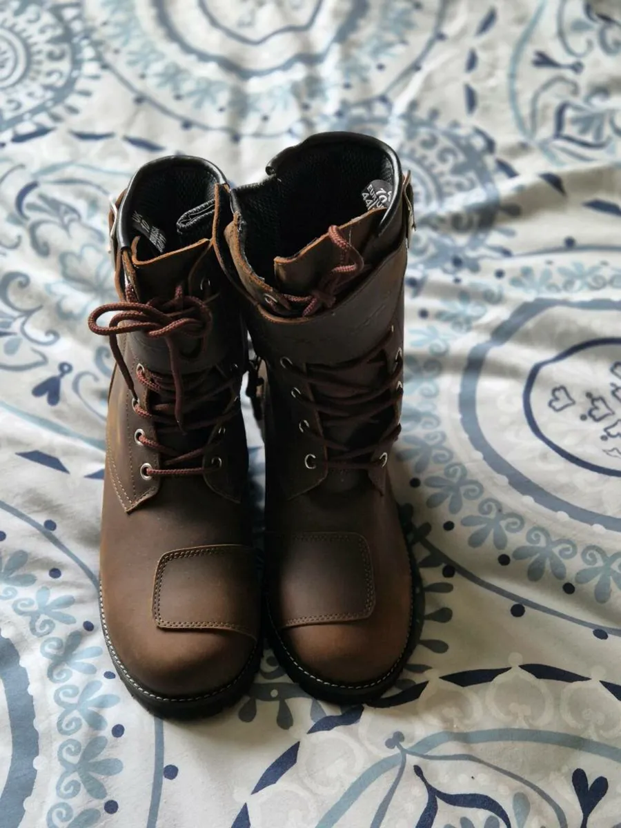 Motorbike gear - Image 2