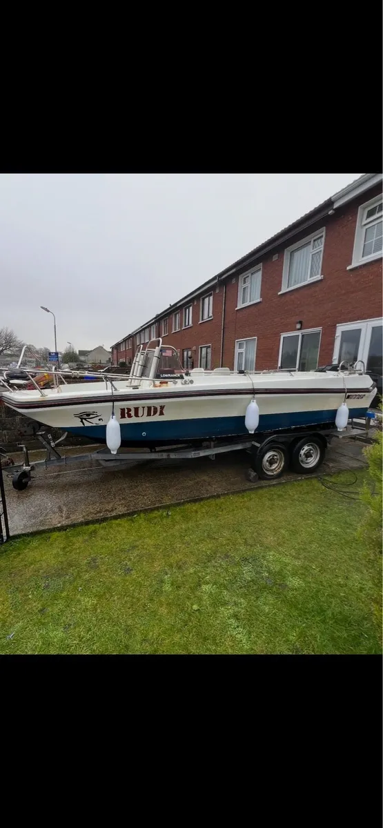 18ft fishing boat - Image 1