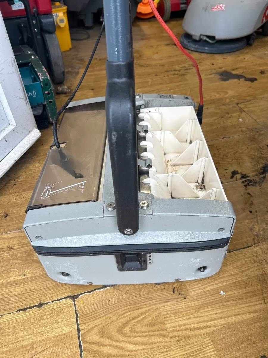 Truvox multiwash scrubber drier - Image 3