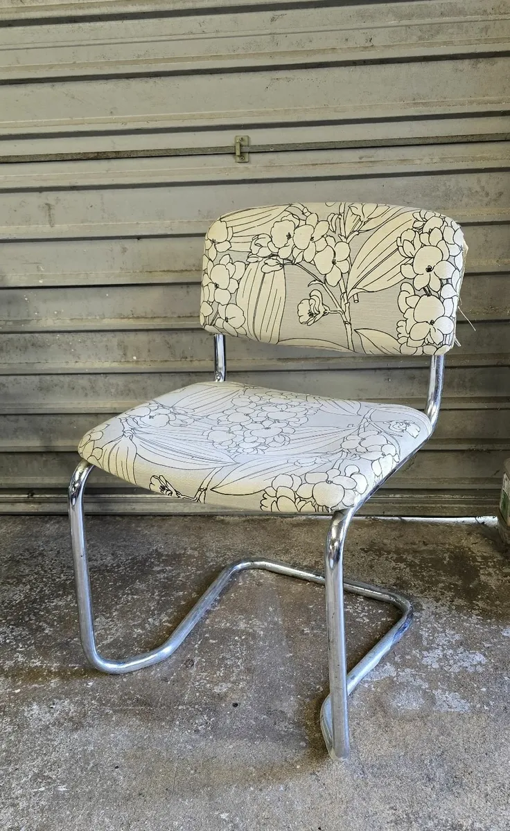 FREE Kitchen chairs - Image 2