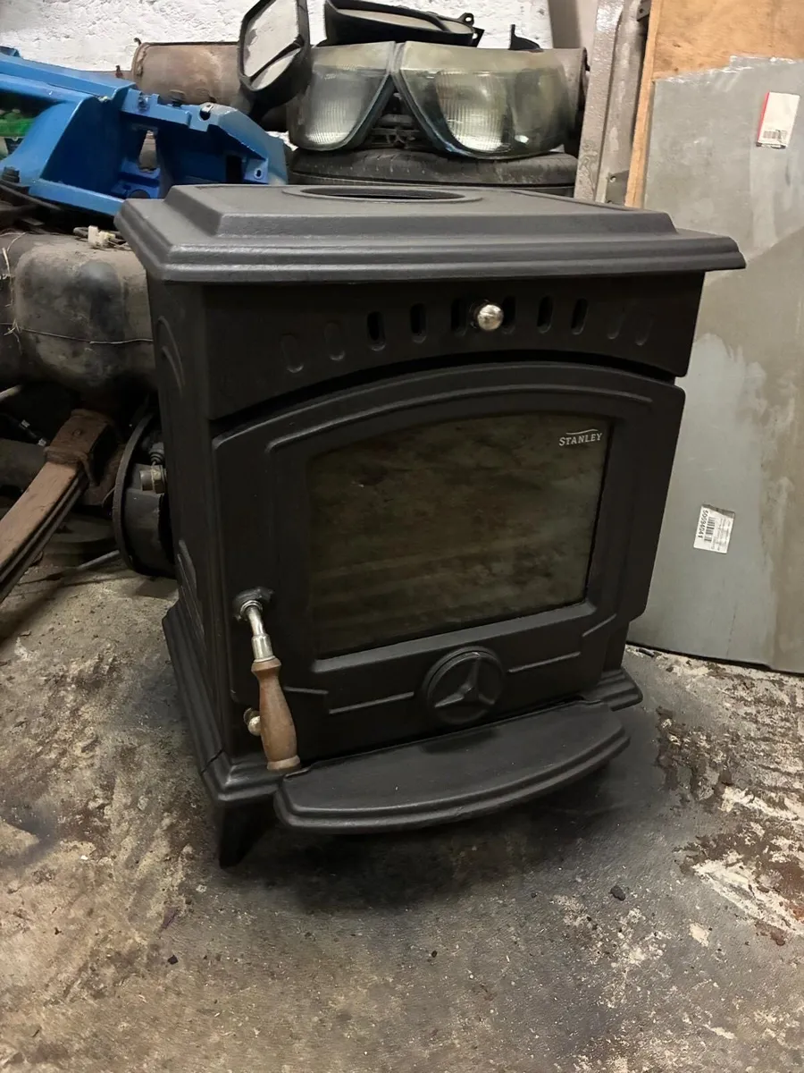 Stove - Image 1