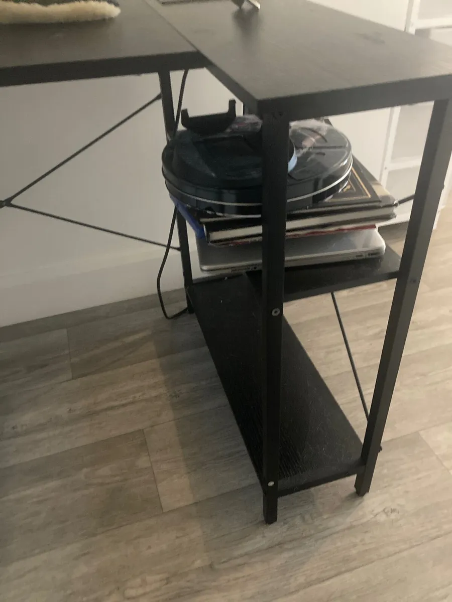 Game/office table - Image 4