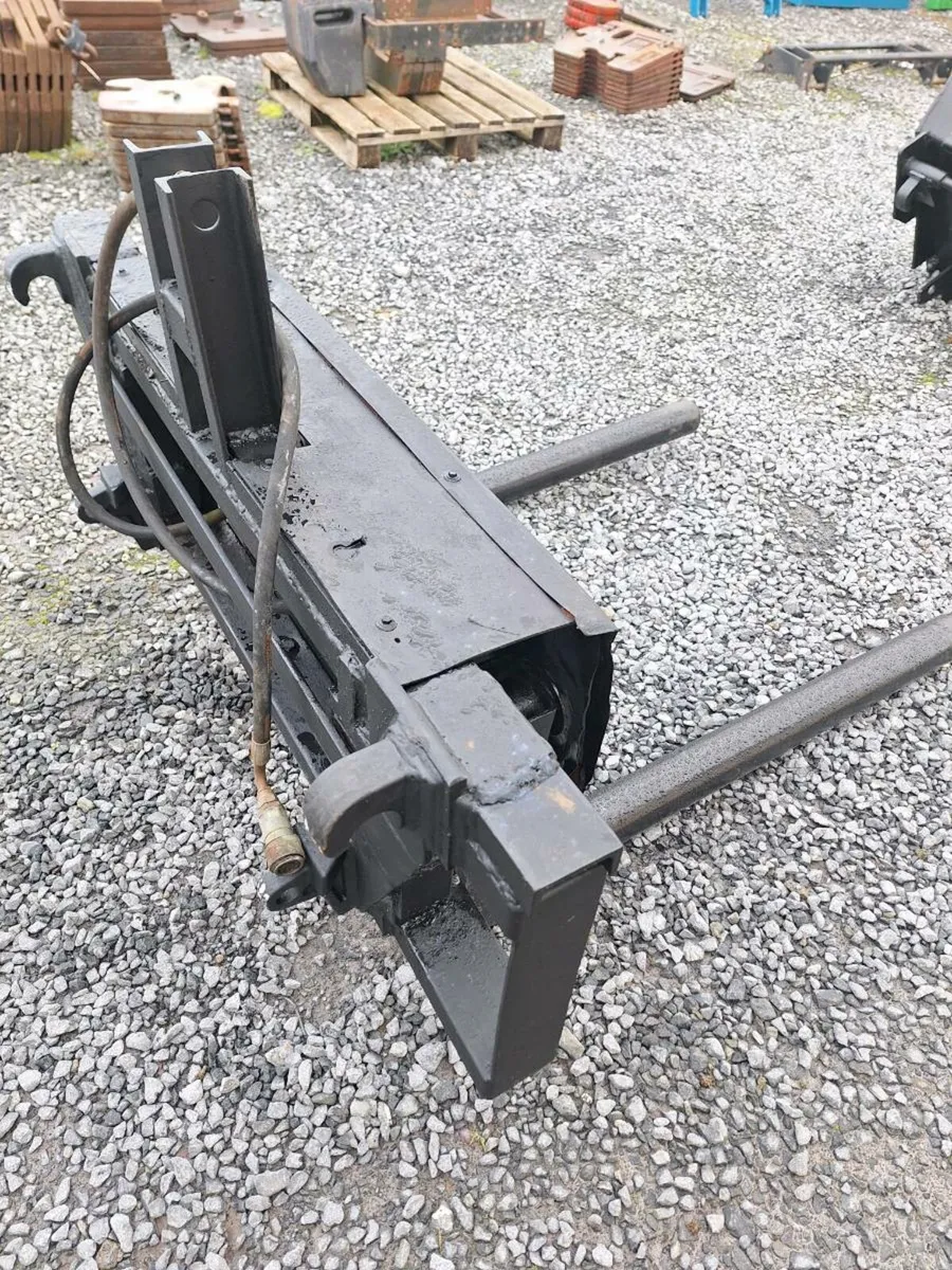 Hydraulic Bale Handler - Image 3