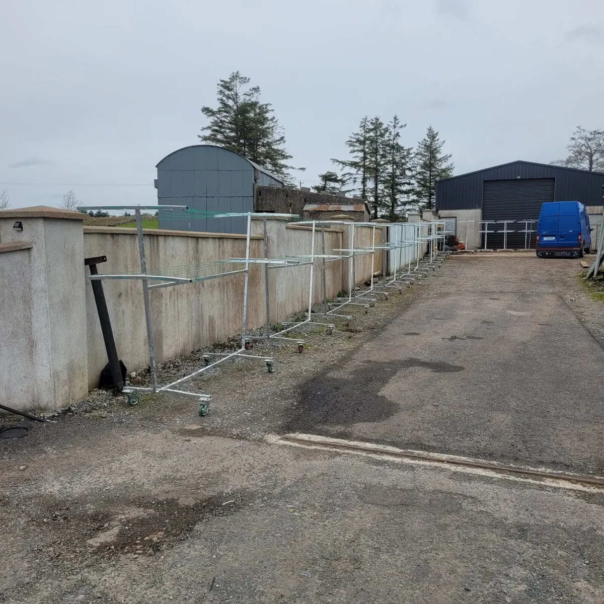 Mobile clothes lines - Image 4