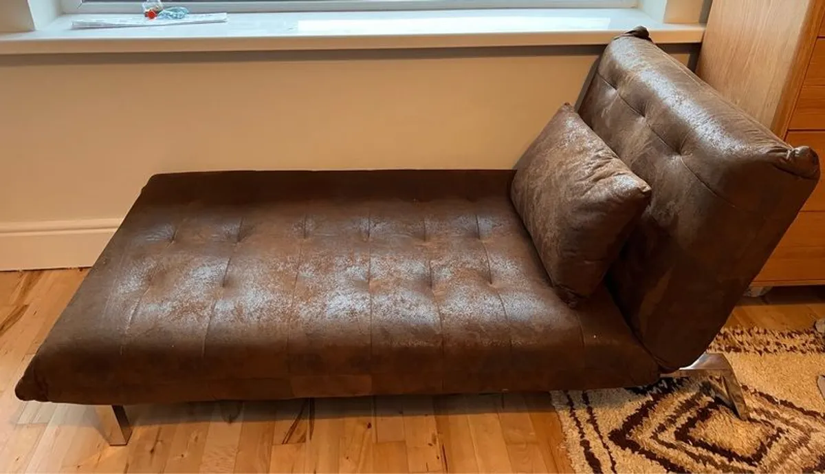 Day bed sofa - Image 1