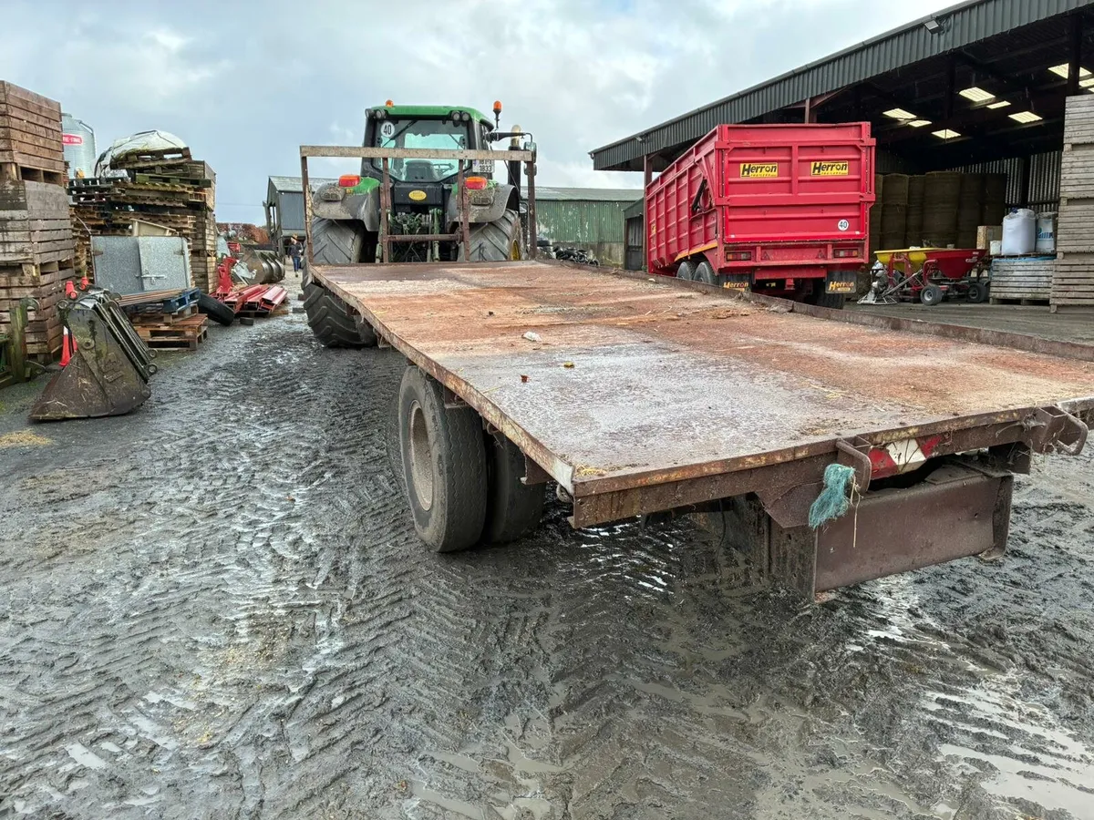 Bale trailer - Image 3