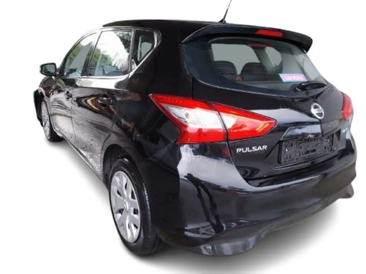 2015 NISSAN PULSAR For Breaking/Dismantling - Image 4