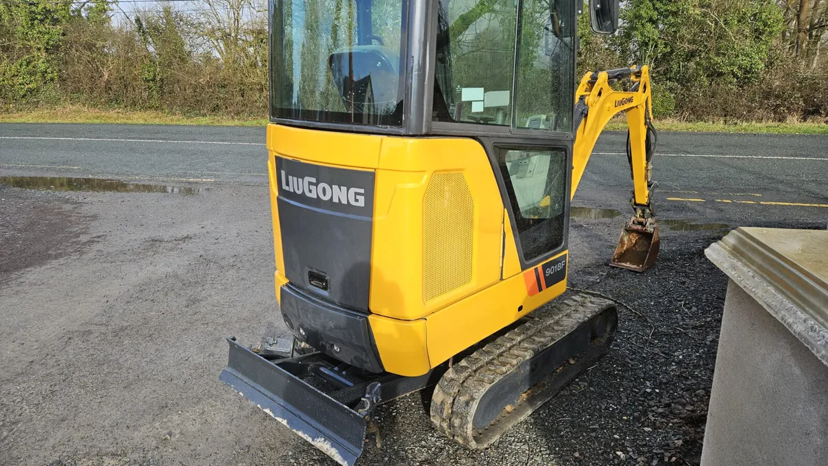 Liugong 9018F 344hrs - Image 3