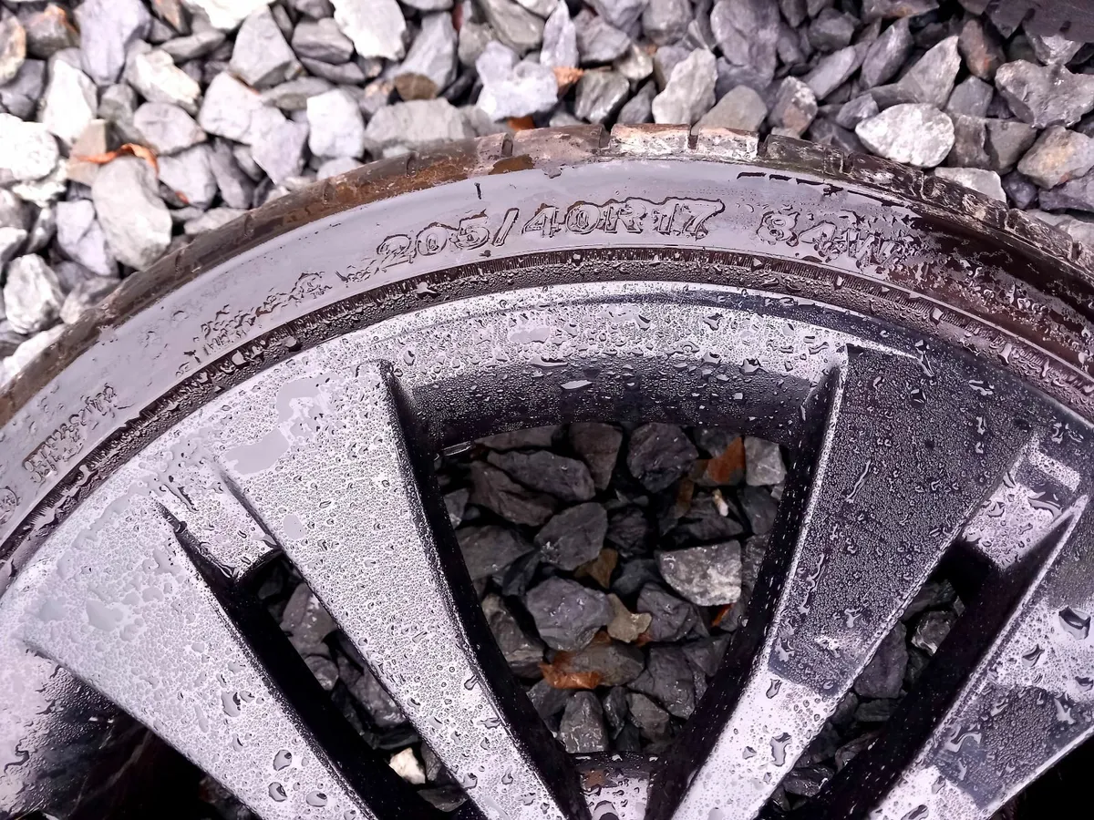 17inch 5x100 Genuine Skoda alloys - Image 3